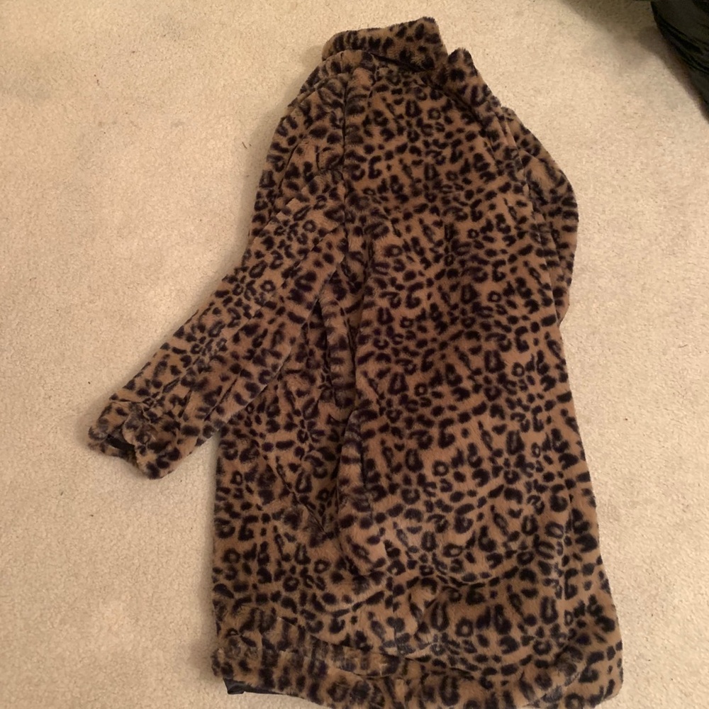 Leopard coat - Picture 4 of 6